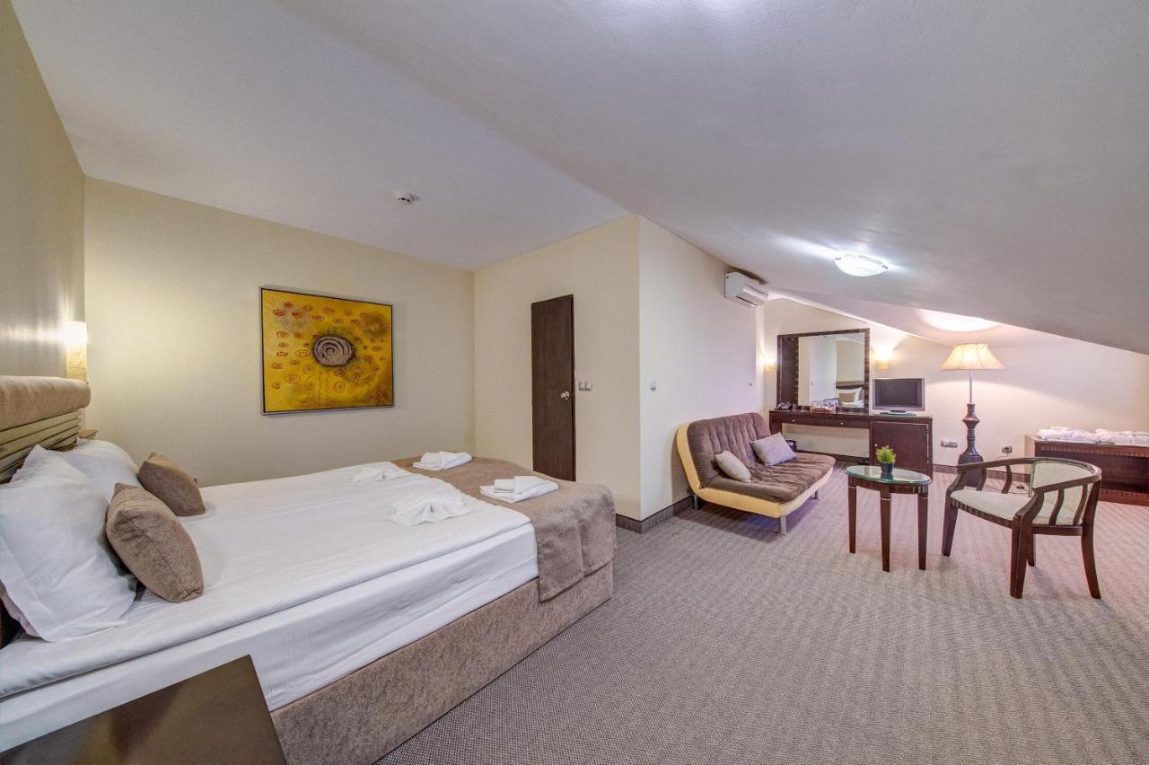 Hotel Bansko Spa & Holidays - Free Parking Zewnętrze zdjęcie